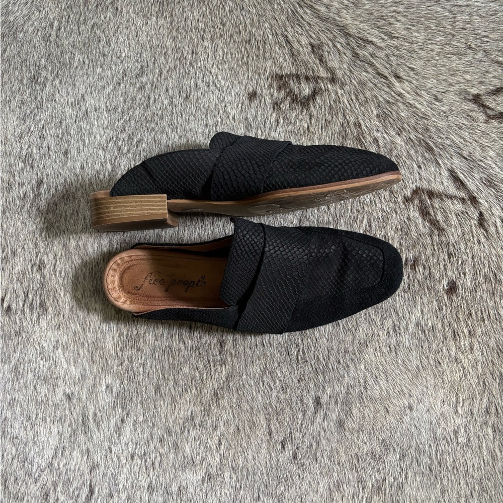 Free People Black At Ease Textured Mules